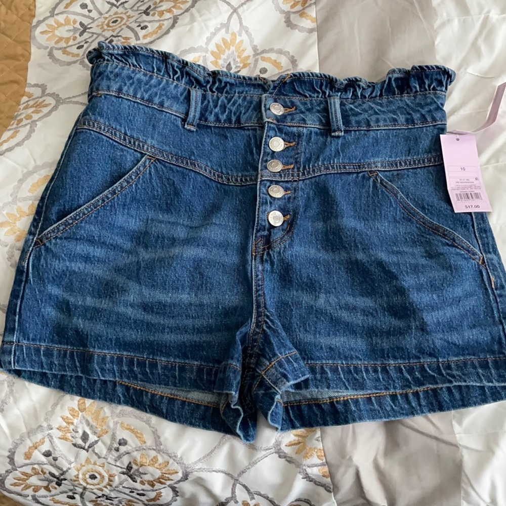 Dark wash high waist shorts